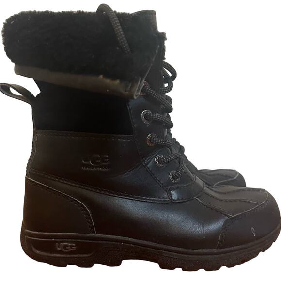 UGG Unisex-Child Butte Boot sz 2 Ugg Winter Boots Snow Boots - Picture 1 of 8